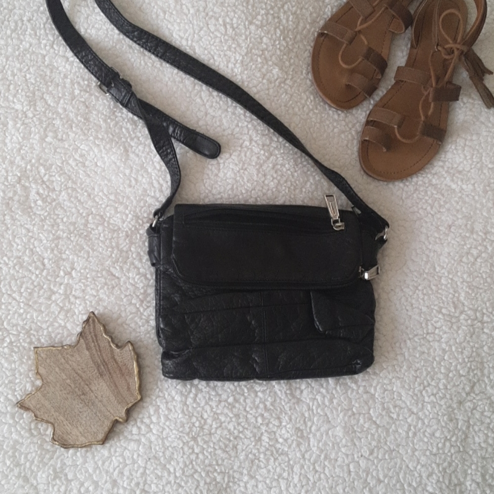 Liz Claiborne purse